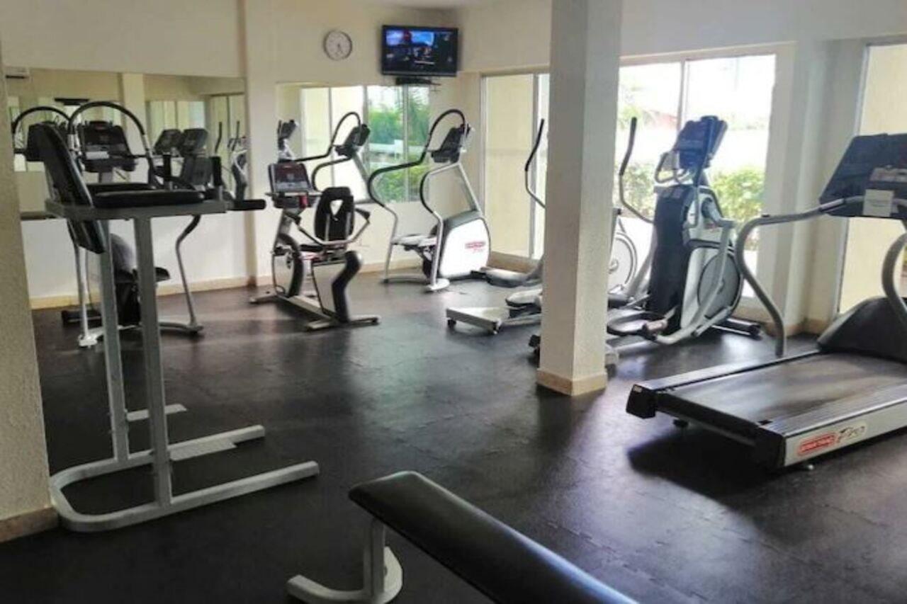 Ocean Breeze Mazatlan Hotel Bagian luar foto