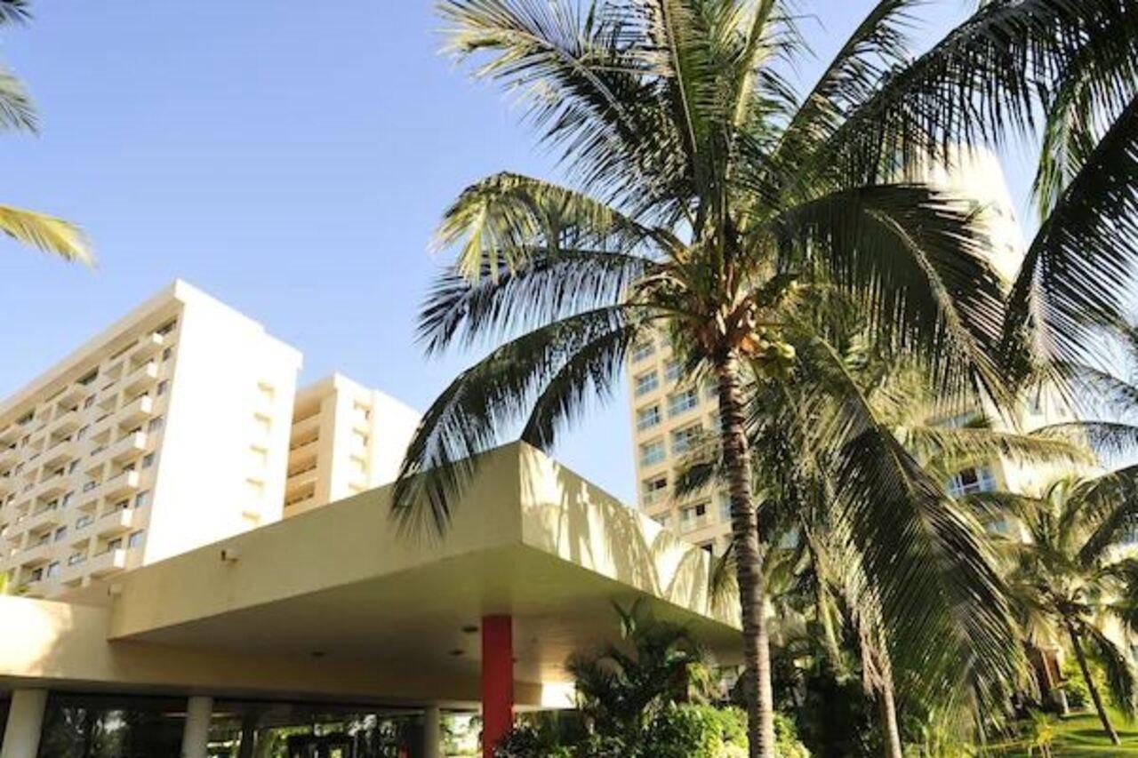 Ocean Breeze Mazatlan Hotel Bagian luar foto