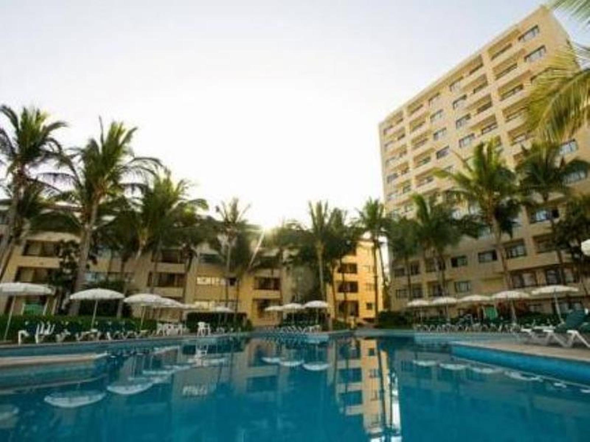 Ocean Breeze Mazatlan Hotel Bagian luar foto