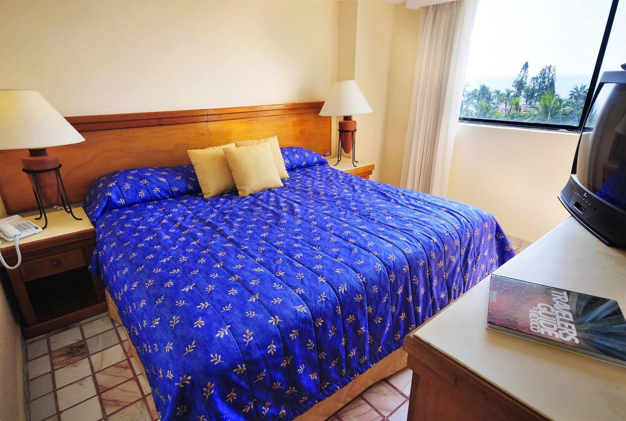 Ocean Breeze Mazatlan Hotel Bagian luar foto