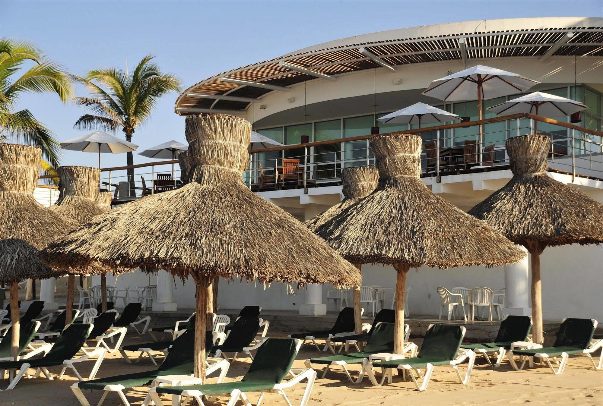 Ocean Breeze Mazatlan Hotel Bagian luar foto